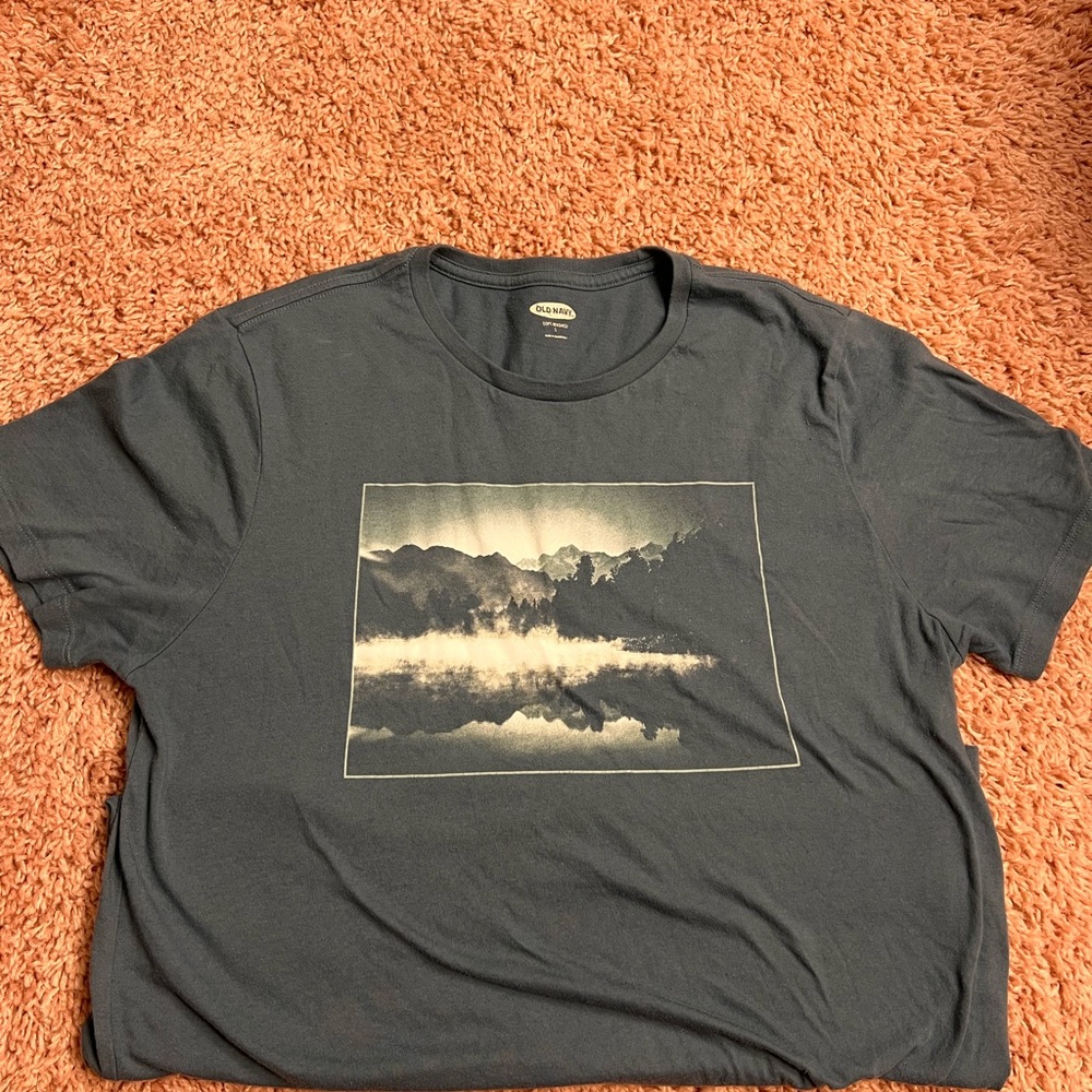 Blue graphic T-Shirt with Mountains